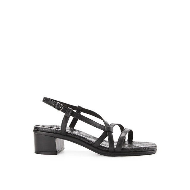 Matina Floda In Black