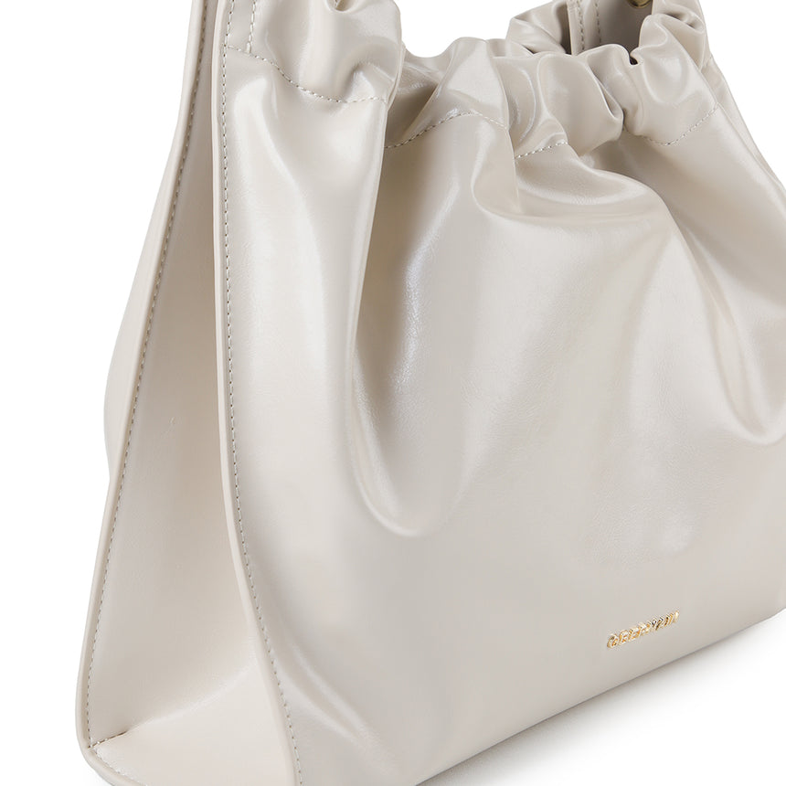 Alix Hobo Bag