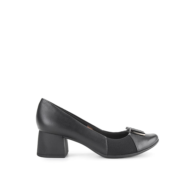 Adelia Fin