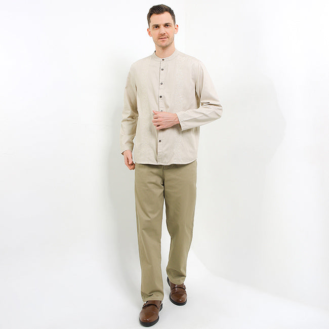 Evan In Beige