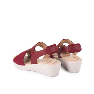 Macha Darcy In Maroon