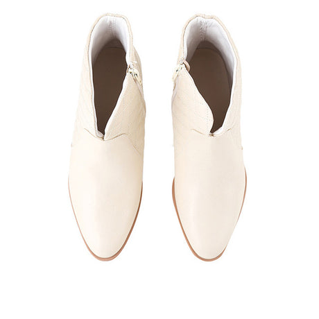 Anne Morna In Cream