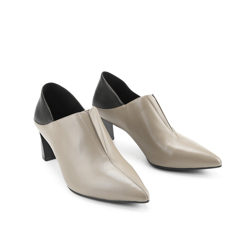 Blenda Ginna In Taupe