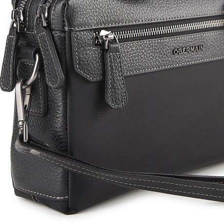 Spark Clutch In Black