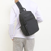 Kayden 1 Chest Bag In Black