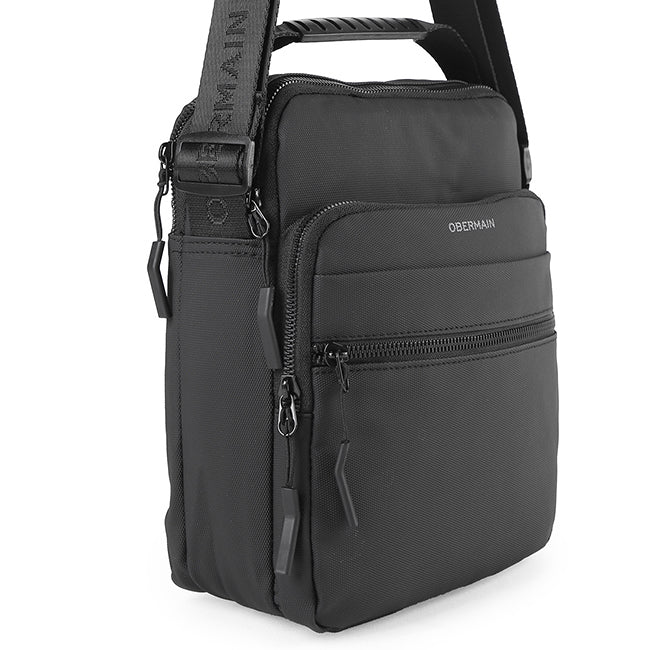 Kaleb 1 Sling Bag In Black