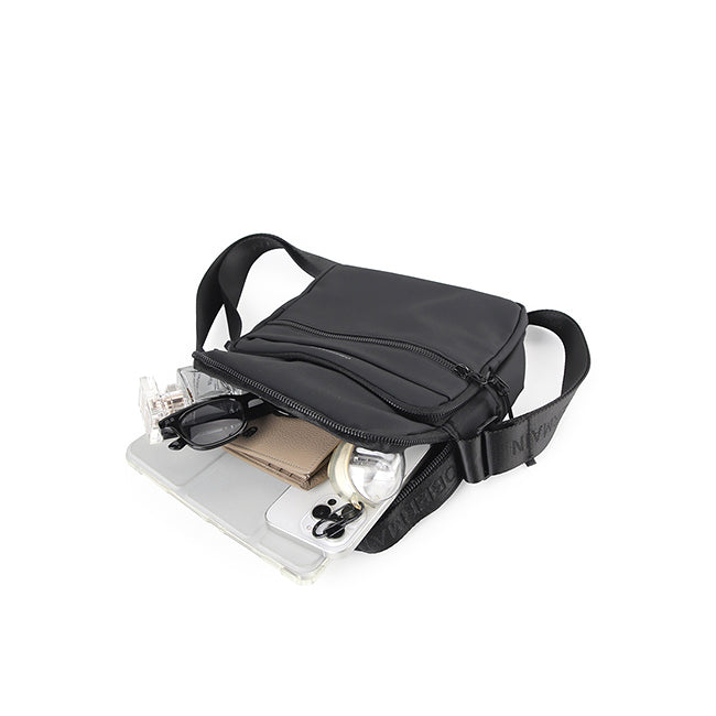 Kaleb 1 Sling Bag In Black