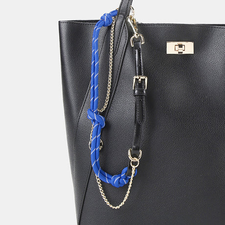 Gennie String Charm