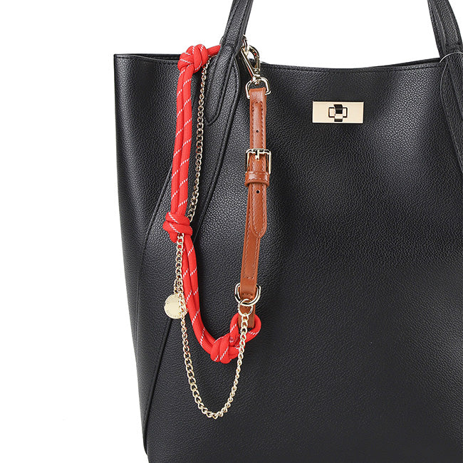 Gennie String Charm