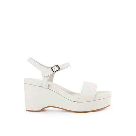 Millie Eveline In Off White
