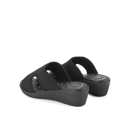 Macha Karla In Black