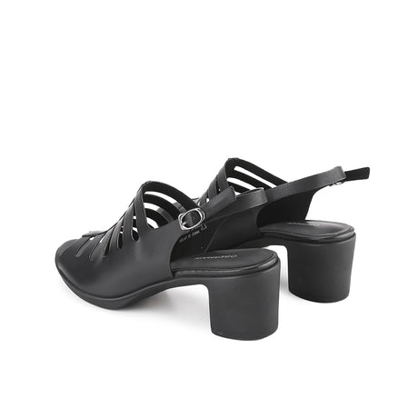 Regina Claire In Black