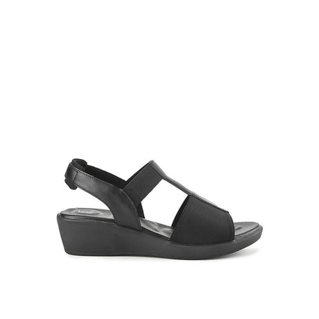 Macha Darcy In Black