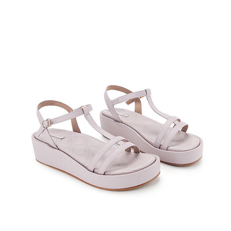 Maylin Floda In Lilac