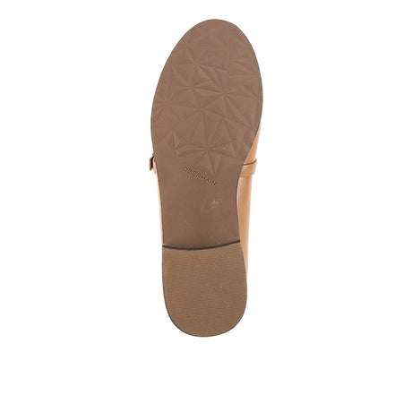 Gilberta Jen In Camel