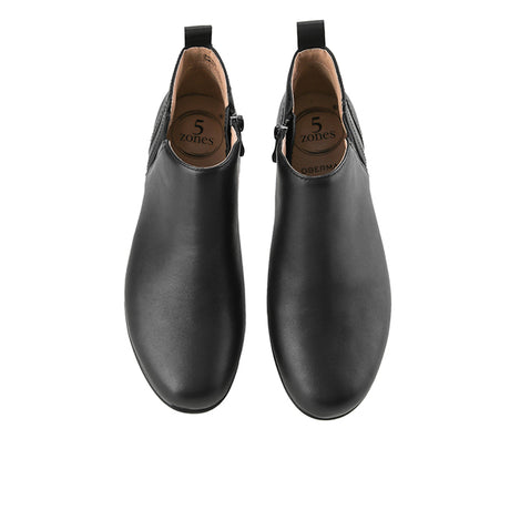 Garcia Henny In Black