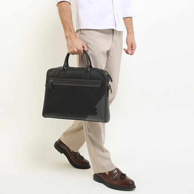Fortune Document Bag-L In Black